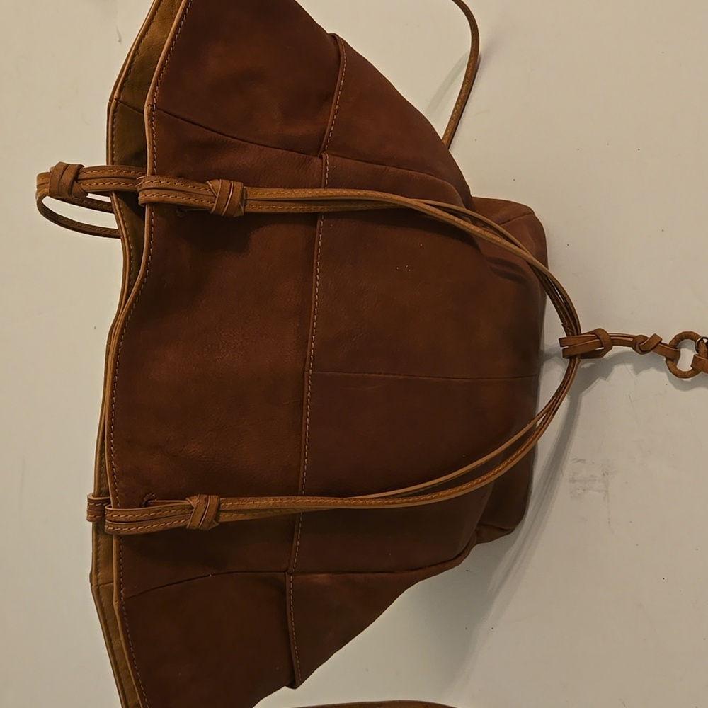 ✔️Lucky Brand Brown Leather Tulip Tote - Picture 2 of 10